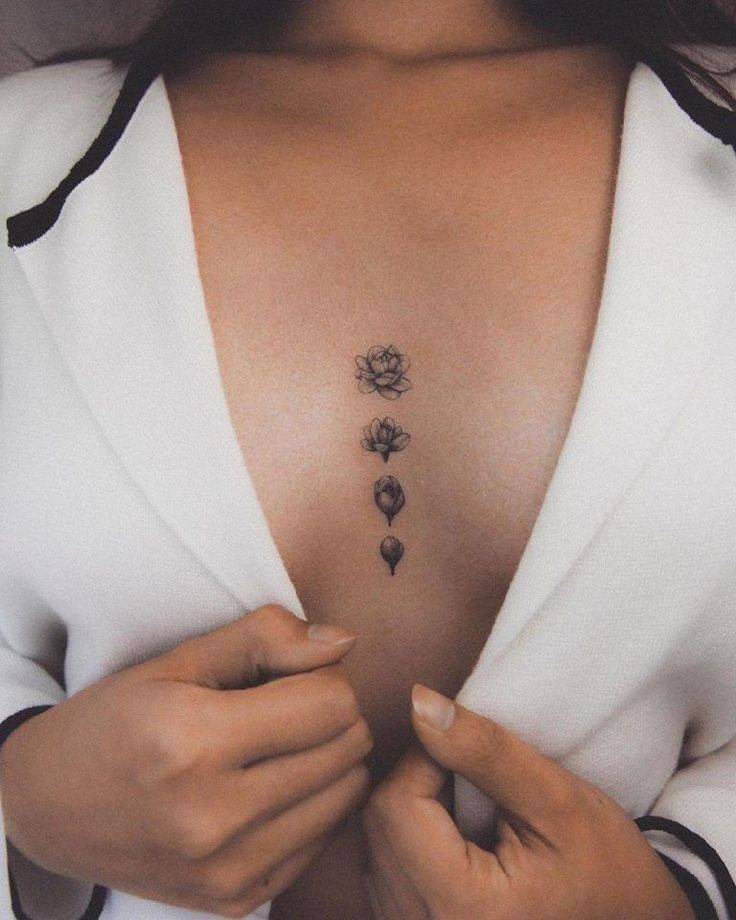 Moda Tatuagem "Crescimento De Uma Flor" Entre Os Seios