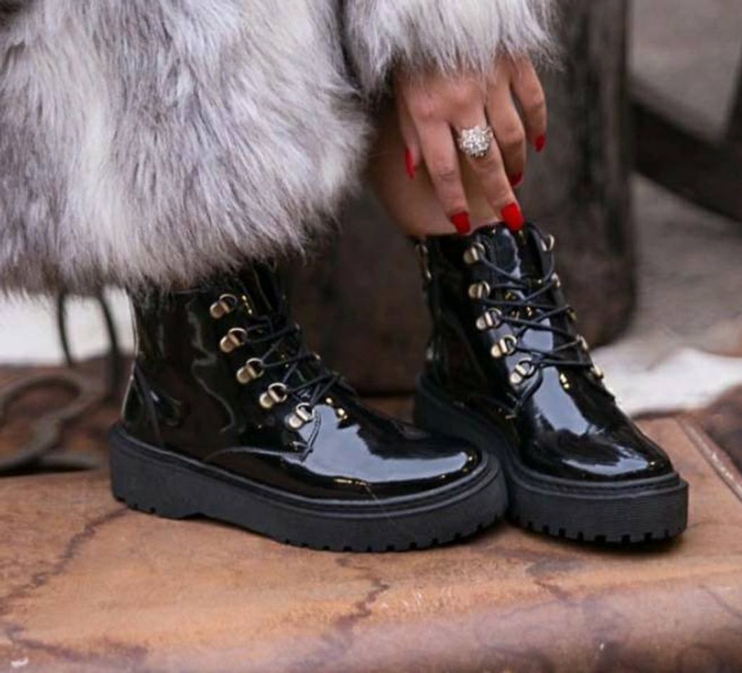 Fashion Bota Coturno Estilo Militar Preto Verniz

