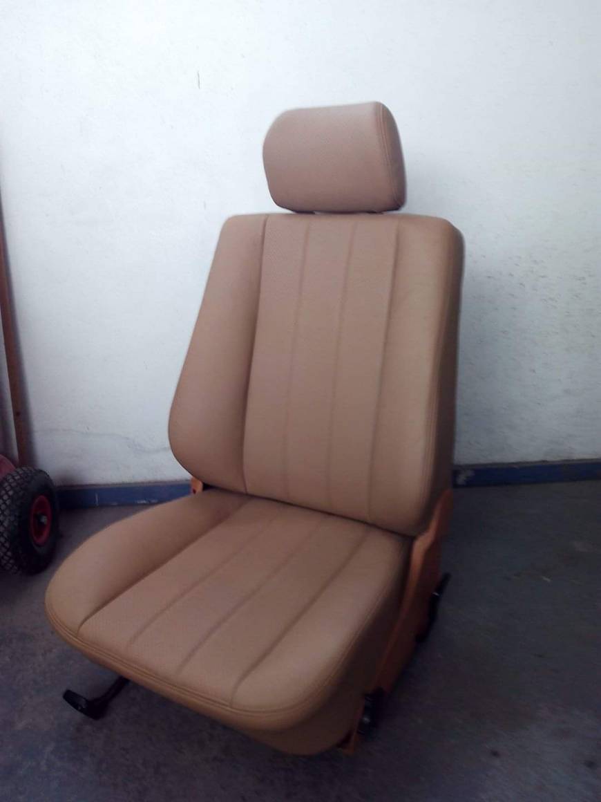 Moda Upholstery auto