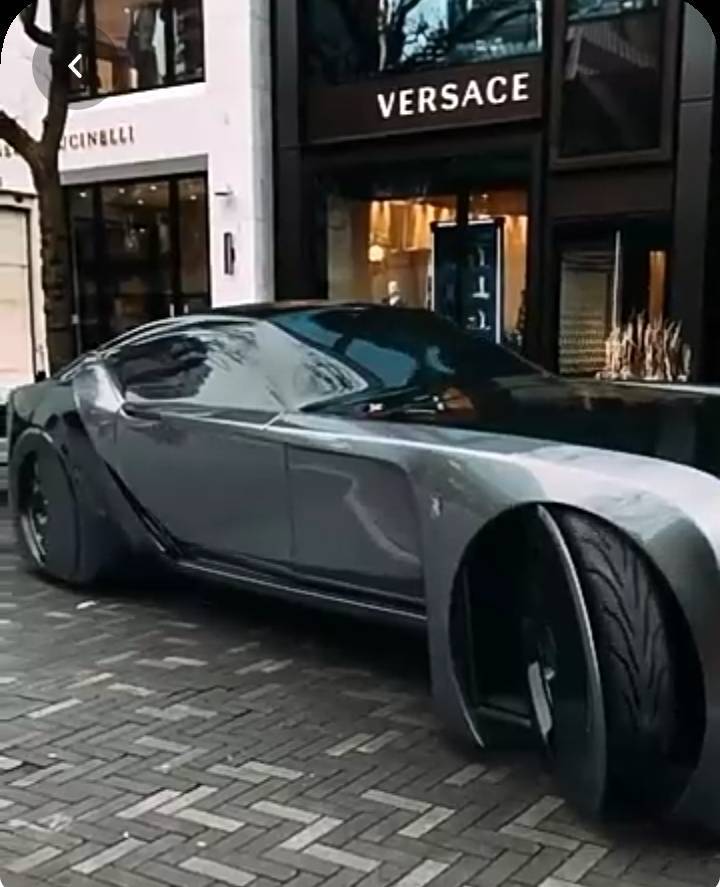 Fashion Rolls Royce Vision