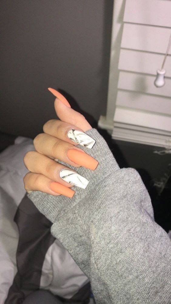 Fashion • Nails 