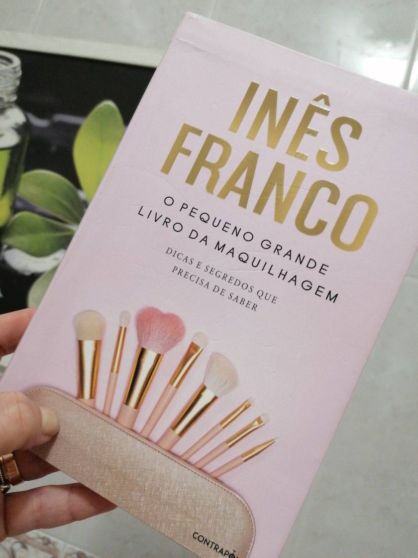 Moda O pequeno grande livro da maquilhagem 