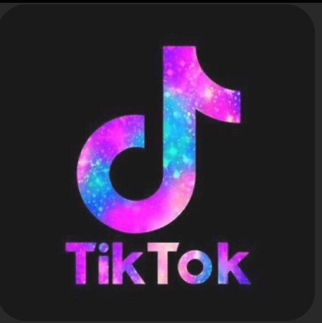 Social O Tiktok é ótimo pra assistir lives e fazer amizades...