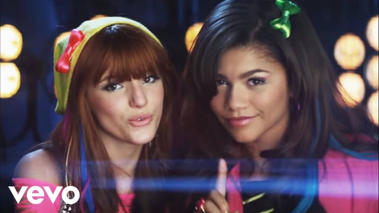 Moda "Watch Me" from Disney Channel's "Shake It Up" (Official Video ...