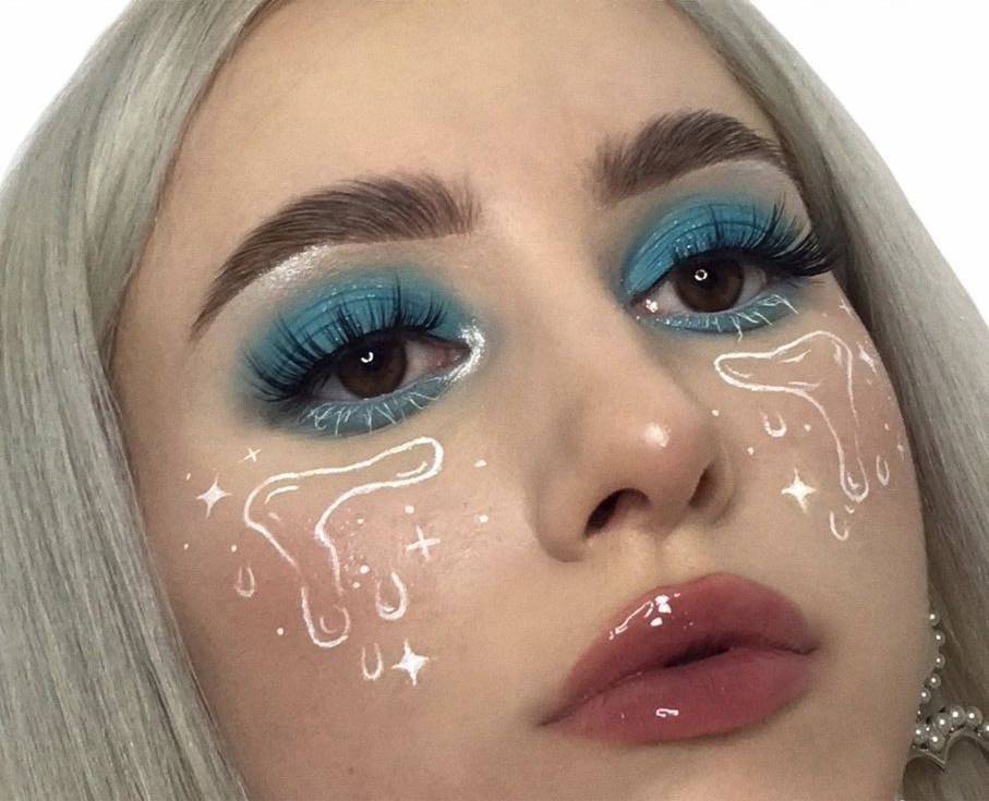 Make-Up 
