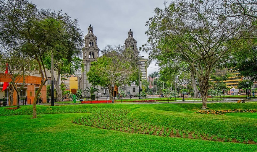 Lugar Parque Kennedy, Miraflores