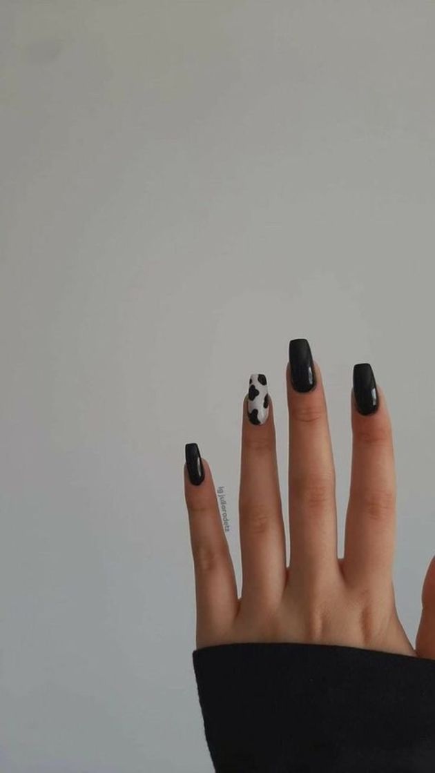 Moda Unhas com desenho de vaca 🐮