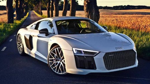 AUDI R8 V10 Plus Spyder