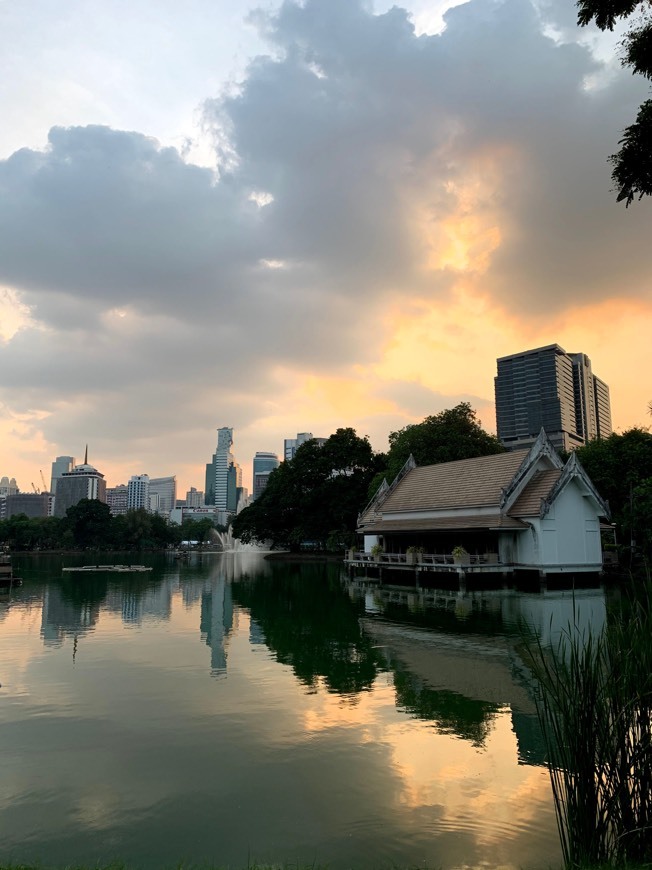 Place LUMPINI PARK