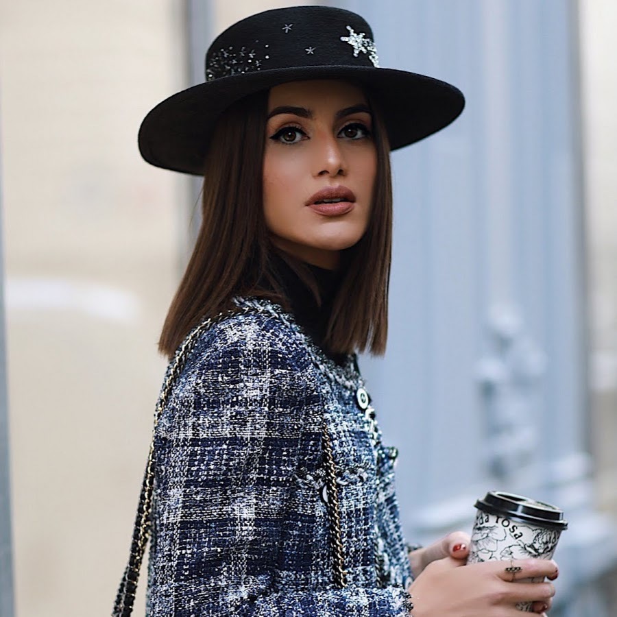 Social Camila Coelho English - YouTube