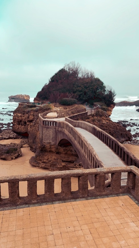 Place Biarritz