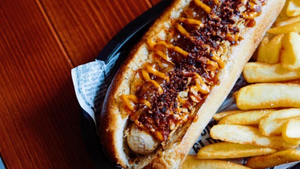 Restaurantes Paperboy Hot Dogs