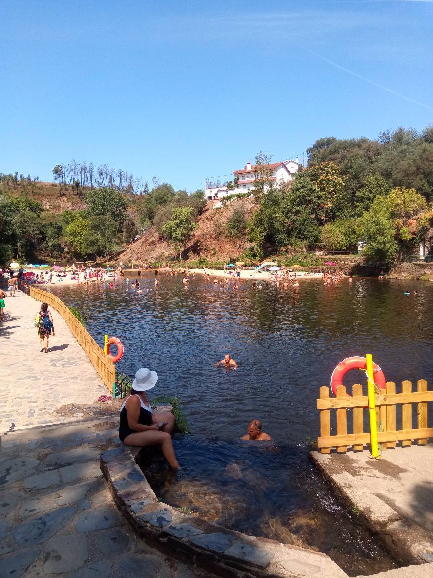 Lugar Playa Fluvial de Cója