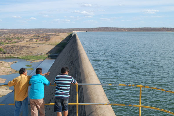 Place Barragem de Santa Cruz