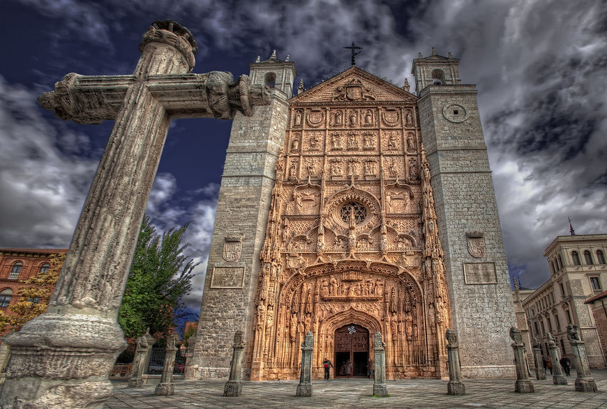 Place Iglesia de San Pablo