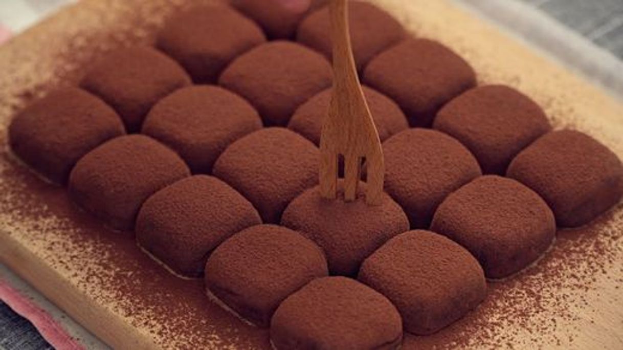 Social Condensed Milk Chocolate Truffles Easy Recipe [2 Ingredients ...