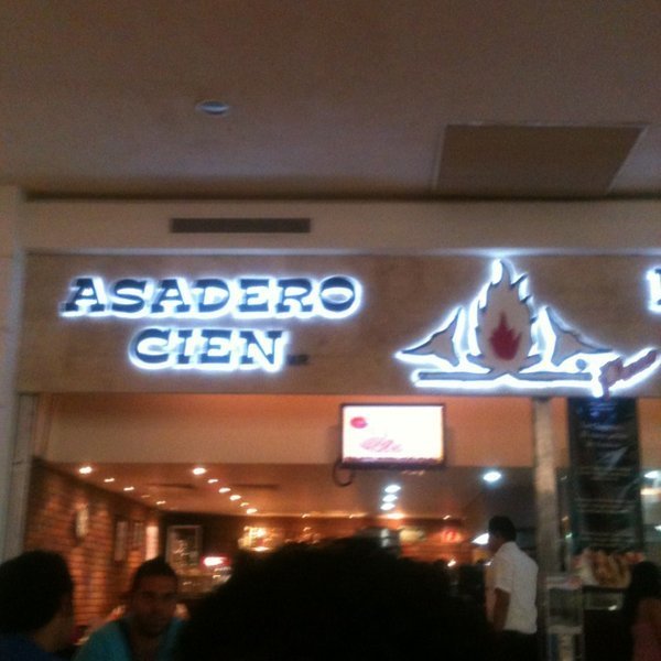 Restaurants Asadero Cien - Teatro