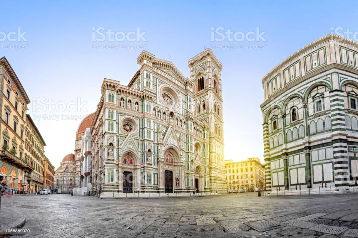 Place Piazza del Duomo