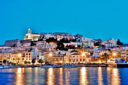 La ciudad más bonita e interesante de Ibiza - Ibiza