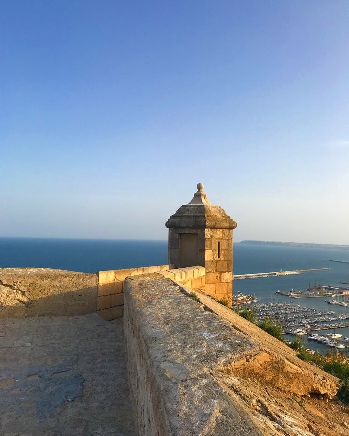 Place Castillo de Santa Bárbara