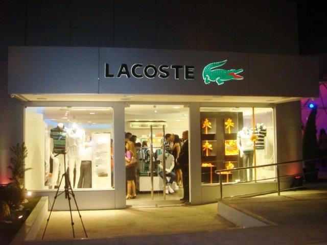Place Loja Lacoste