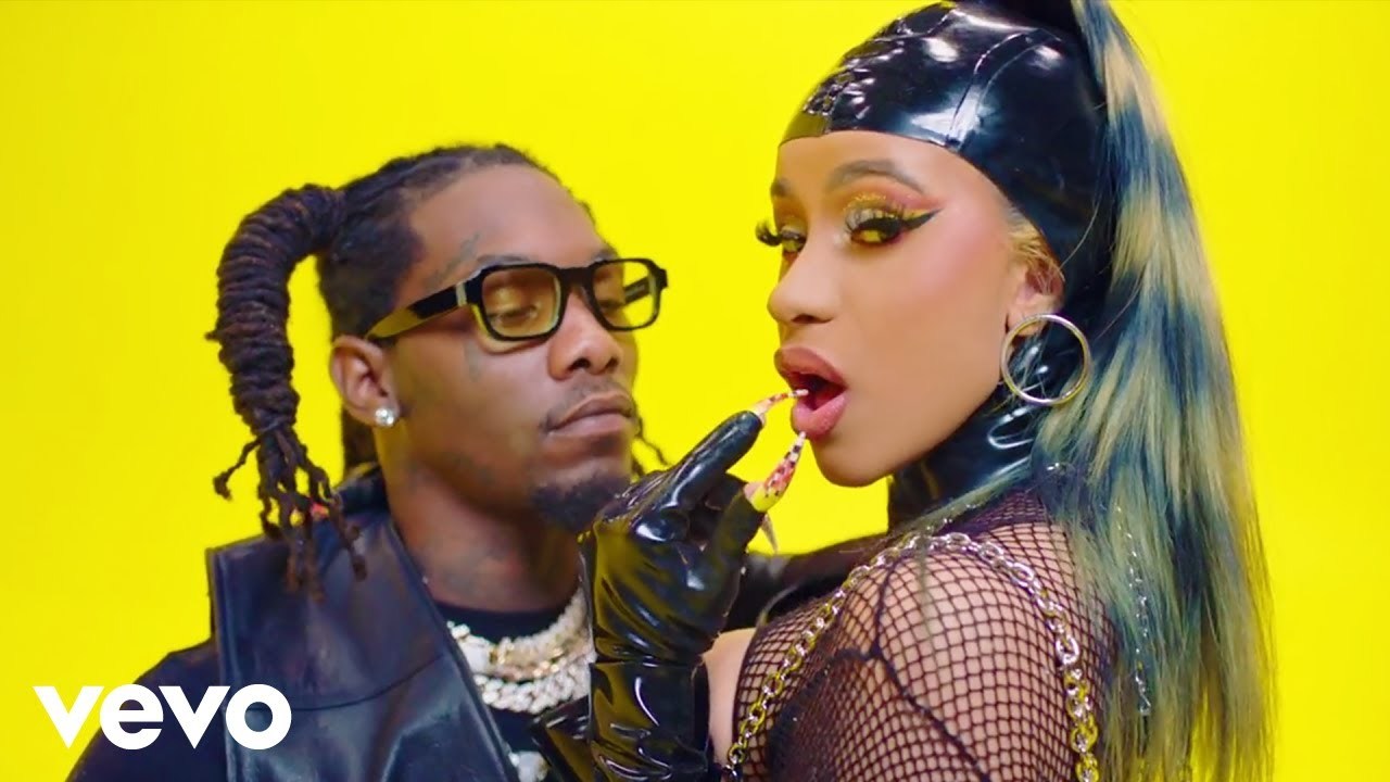 Canción Clout (feat. Cardi B)