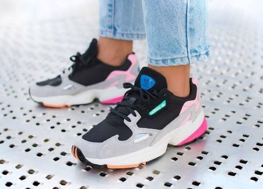 Moda Chaussures Femme Adidas Falcon