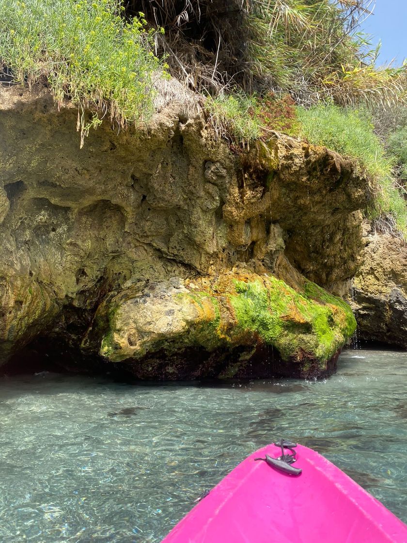 Place Wailele Kayak Maro Nerja