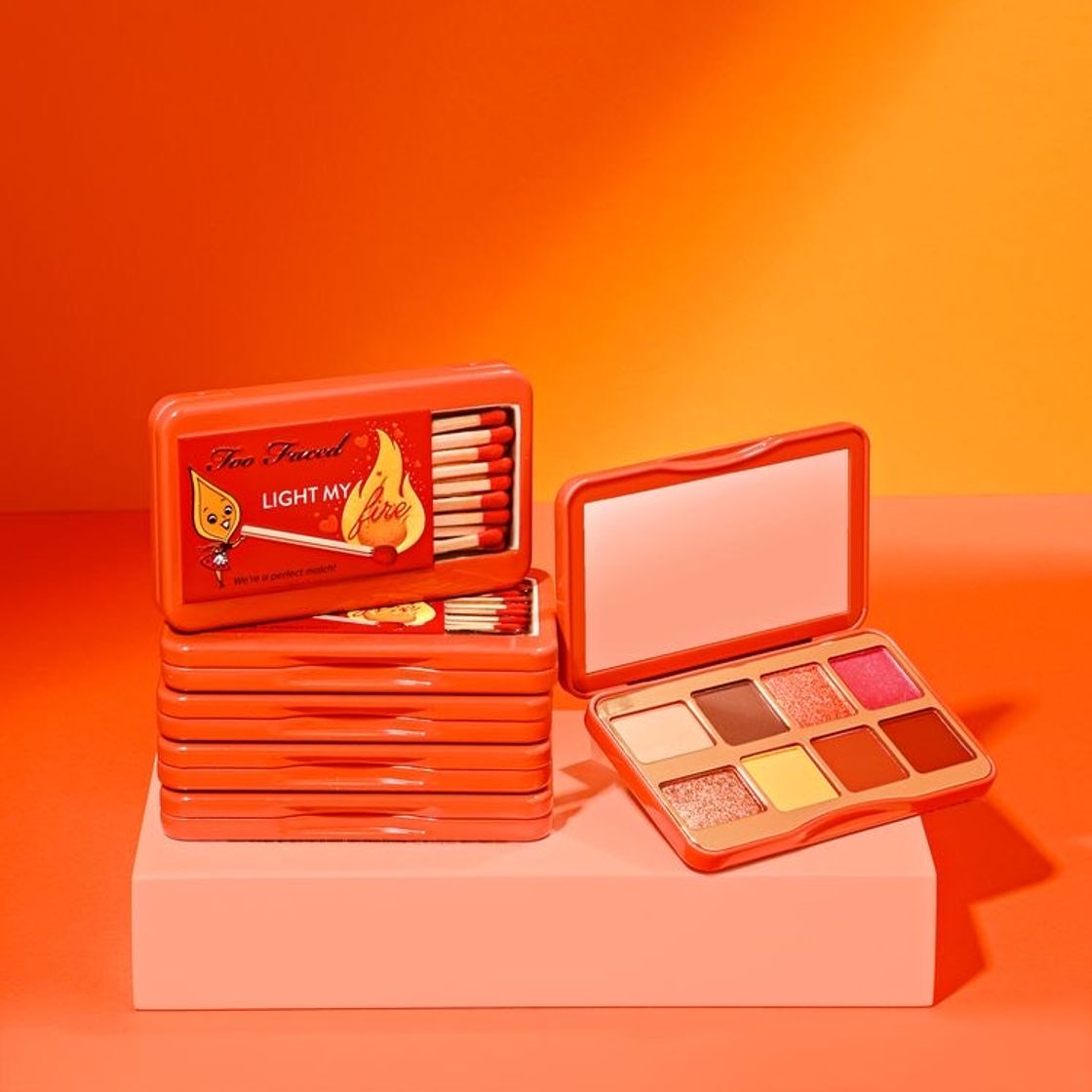 Product light my fire mini eye shadow pallet too faced