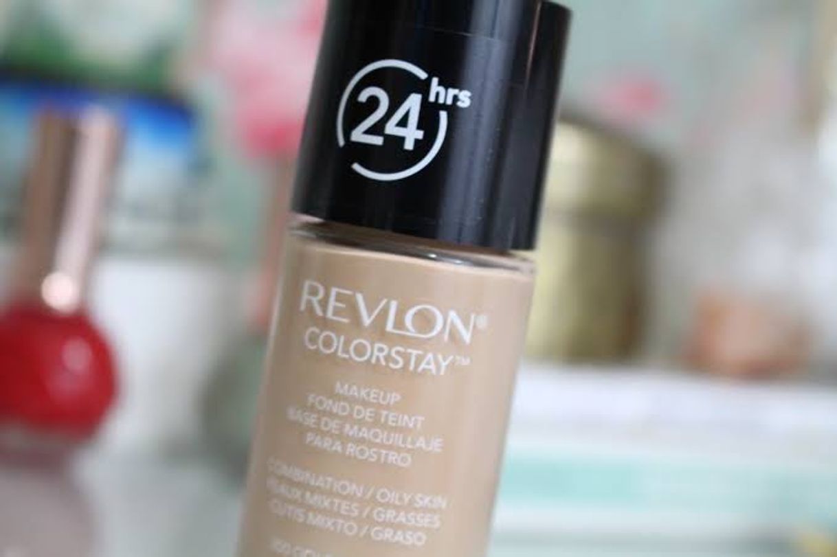 Moda Uma das melhores bases que já usei! Colorstay da Revlon.