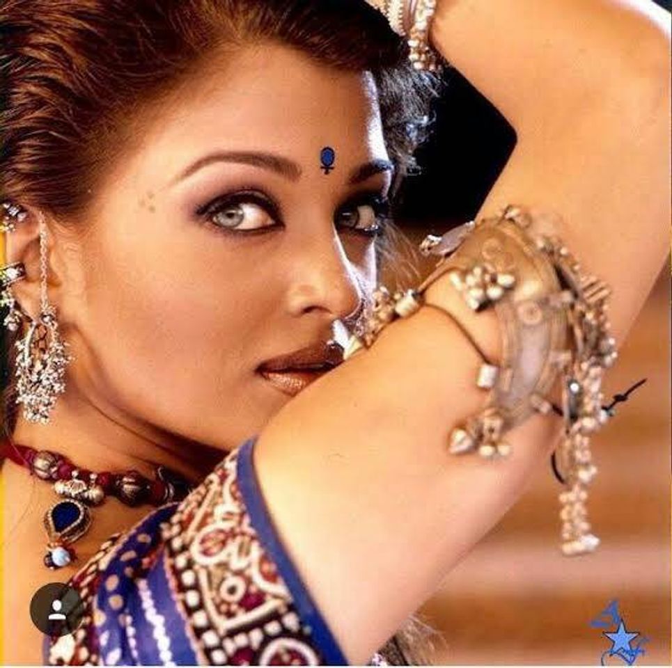 Moda Kajra Re- Aishwarya Rai