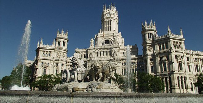 Place Plaza de Cibeles