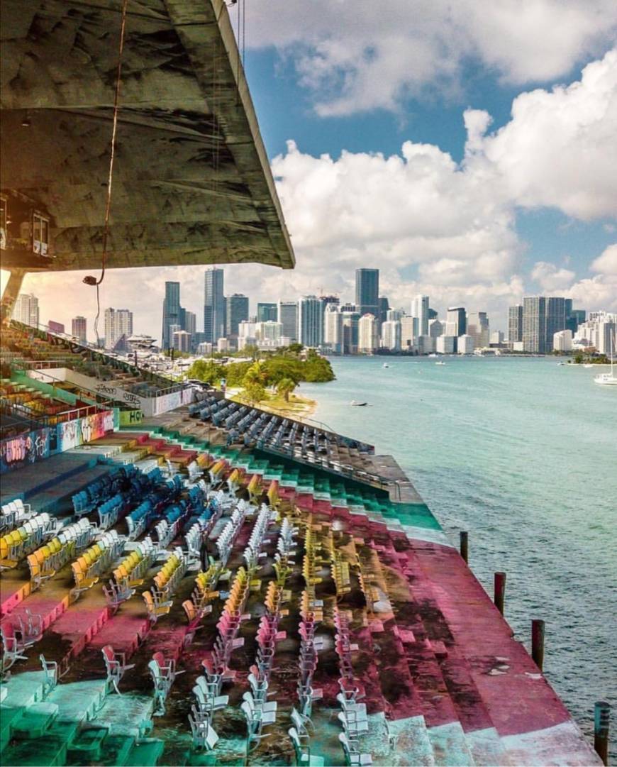 Lugar FRIENDS OF Miami Marine Stadium