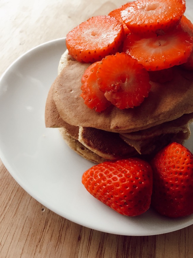 Social Banana Oatmeal Pancakes – Modern Honey