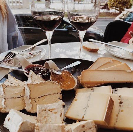 Restaurantes La Cave A Fromage