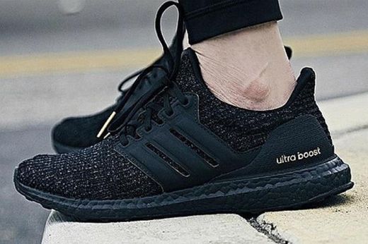 Adidas Ultraboost 10