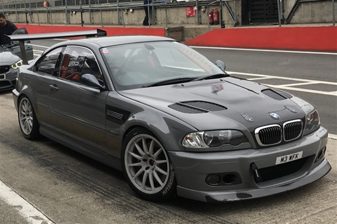 Moda BMW M3 E46