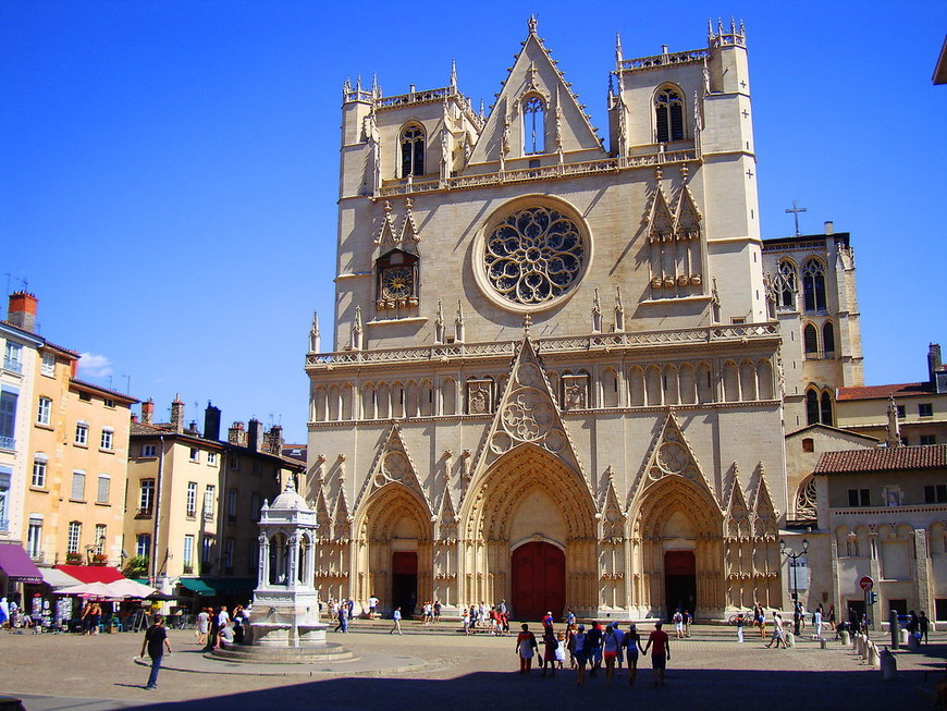 Place Catedral de Lyon