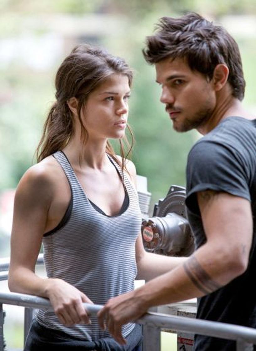 Movie Tracers