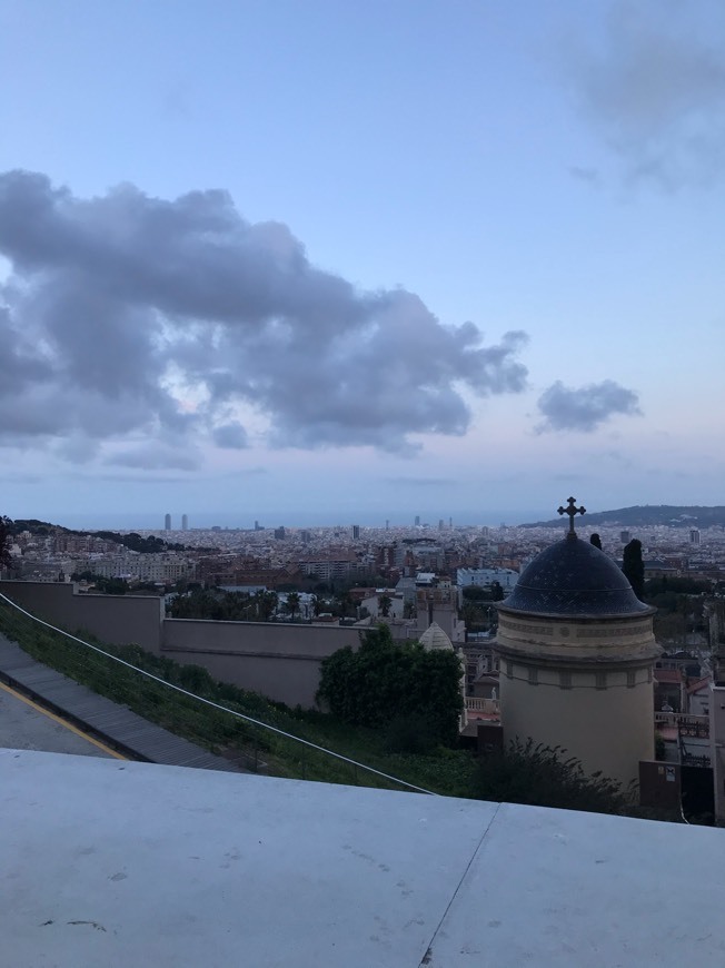 Lugar Tanatori Sant Gervasi