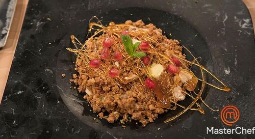 Crumble de nueces con panacotta