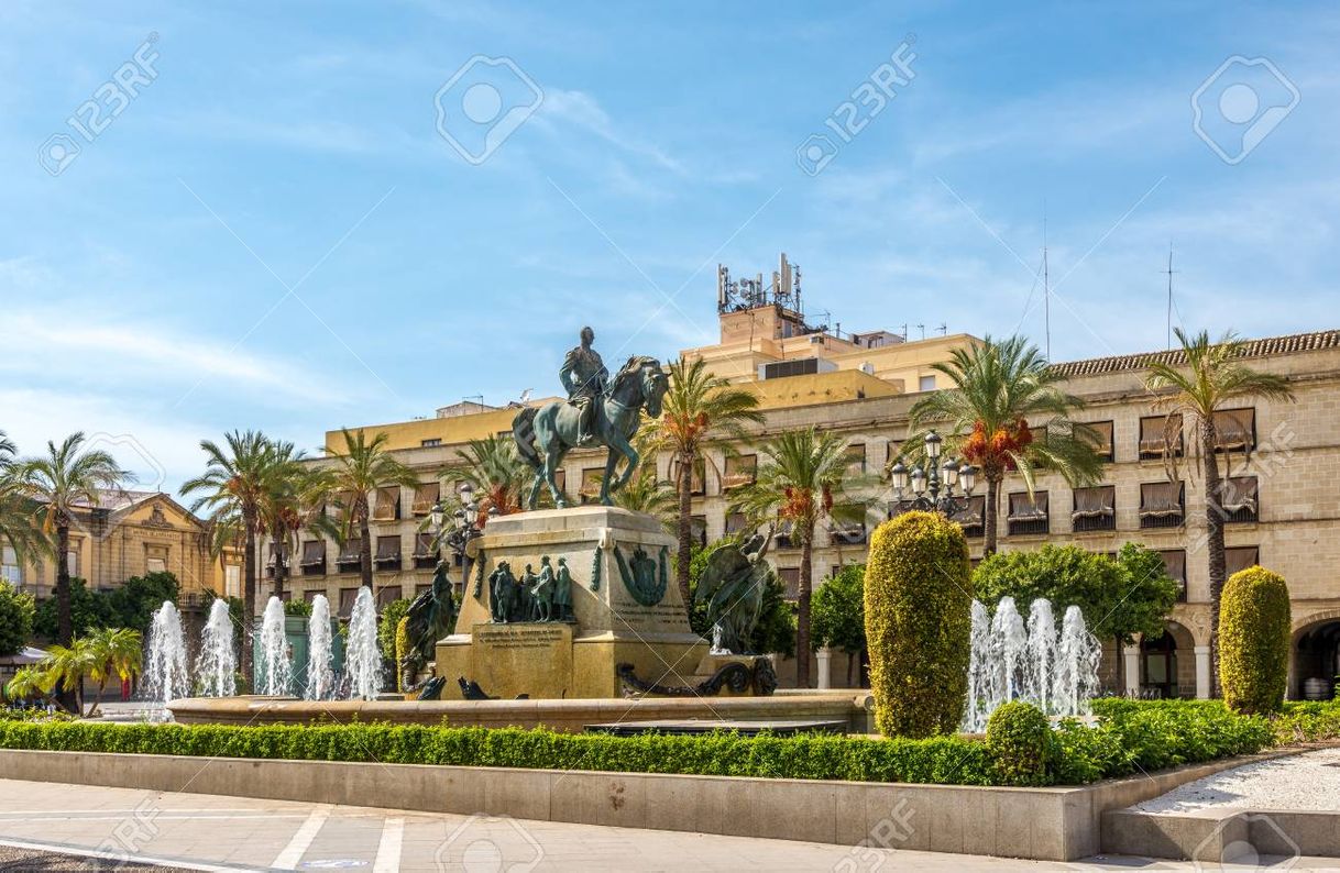 Place Plaza del Arenal