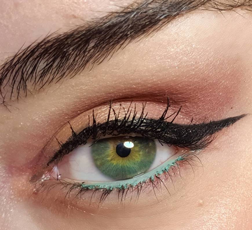 Social L'Oréal Paris Delineador Líquido Superliner Tattoo