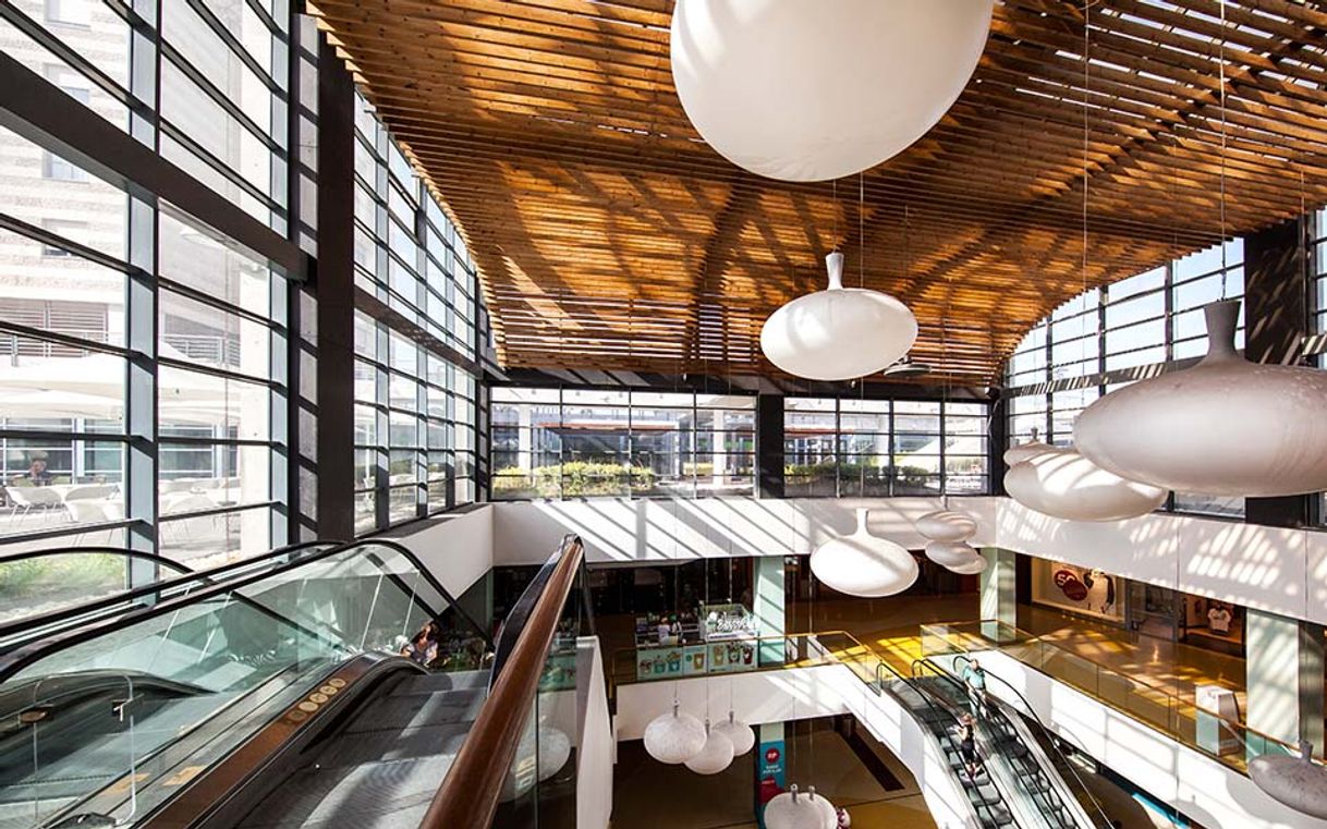 Lugar Spacio Shopping