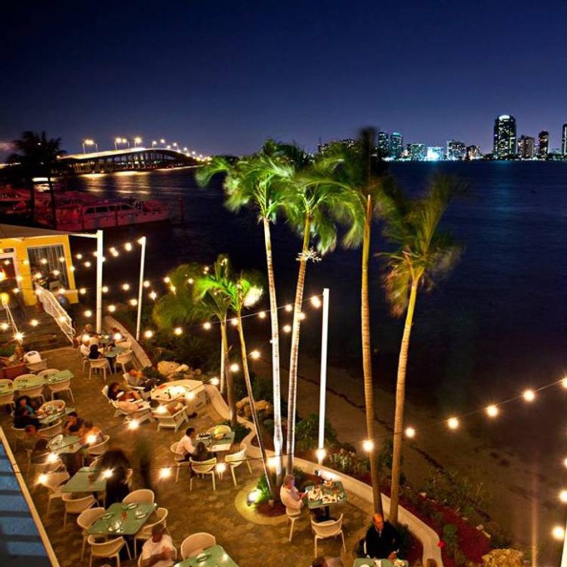 Restaurantes Rusty Pelican Miami Restaurant