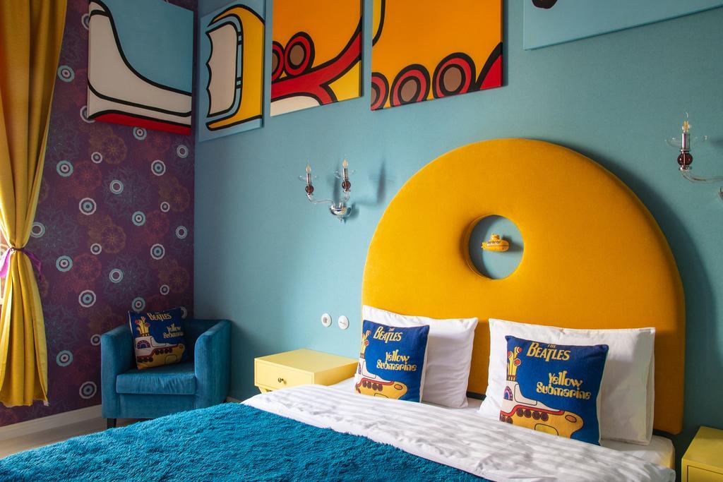 Place Baby Lemonade Hotel & Hostel