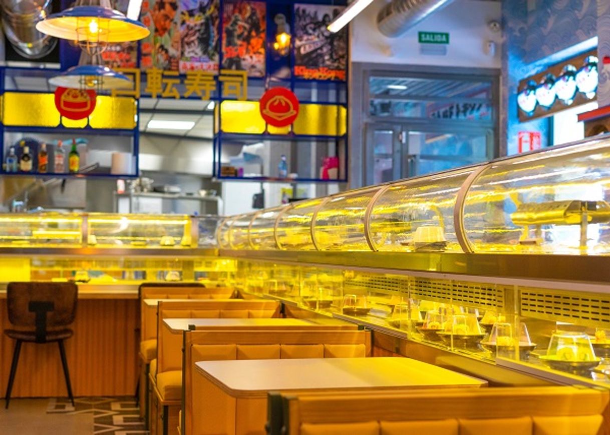 Restaurants Running Sushi in Osaka