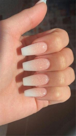 nails