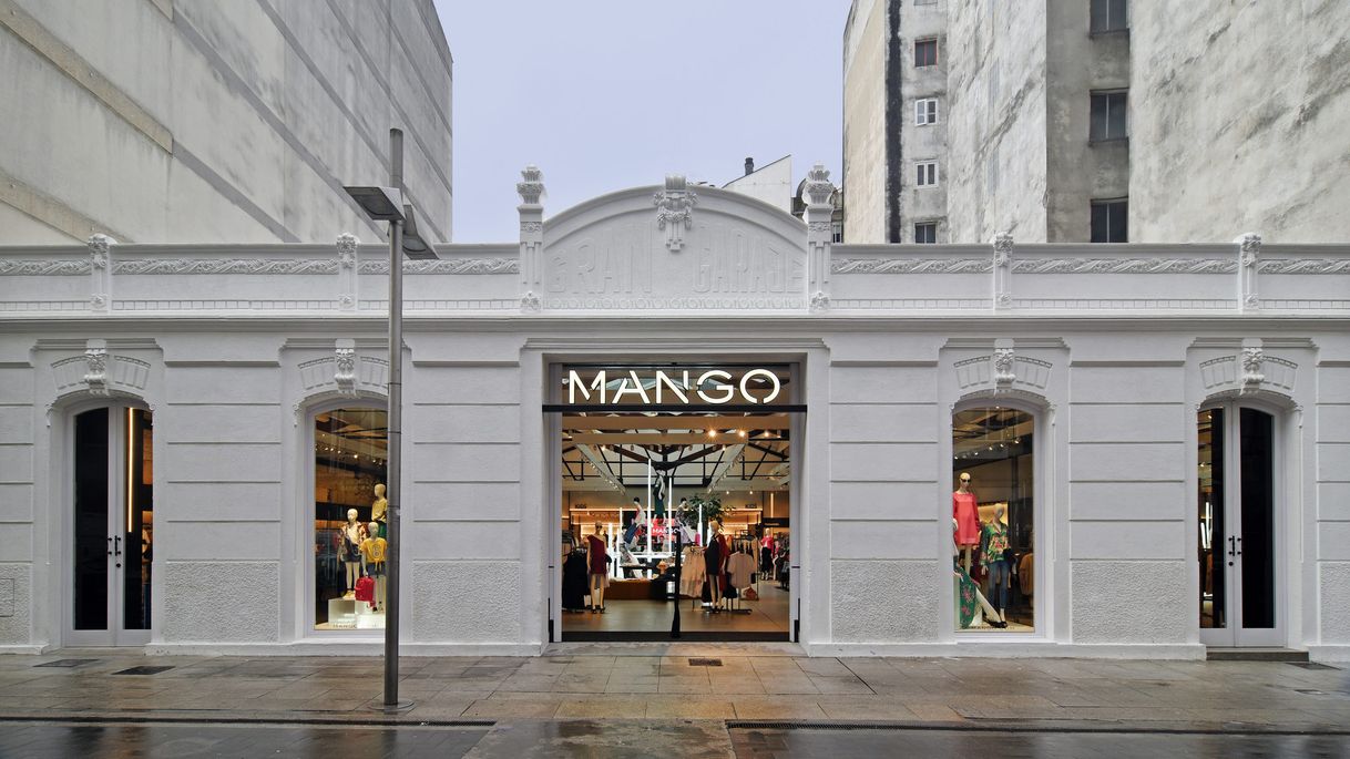 Lugar TIENDA MANGO