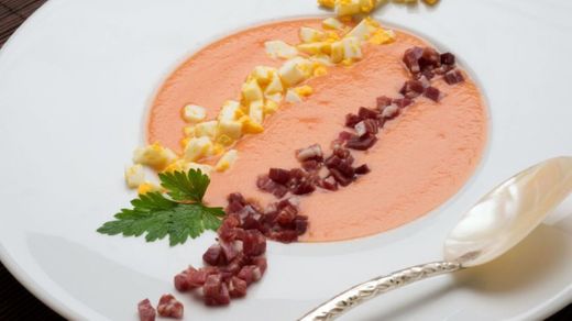 Receta de Salmorejo cordobés: receta tradicional y fácil